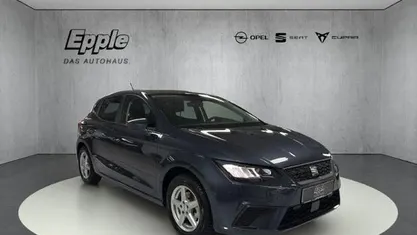 Grau Gebraucht 2025 Seat Ibiza Limousine | 19.490 € (Fairer Preis)