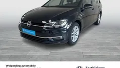 Deep black perleffekt Gebraucht 2019 VW Golf VII Comfortline Kombi | 18.990 € (Fairer Preis)