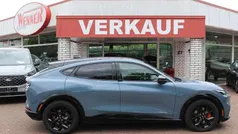 Vapor blue Gebraucht 2024 Ford Mustang Mach-E SUV | 36.950 € (Fairer Preis)
