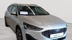 Moondust silber metallic Gebraucht 2023 Ford Focus Titanium X Kombi | 19.390 € (Guter Preis)