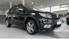 Perlmuttschwarz Gebraucht 2018 Dacia Sandero Prestige Kleinwagen | 7.980 € (Fairer Preis)