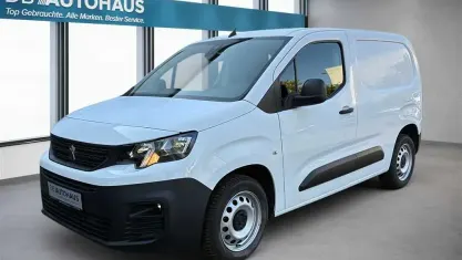 Gebraucht Peugeot Partner Premium 102 PS (75 kW) 2021 Weiß Van / Kleinbus