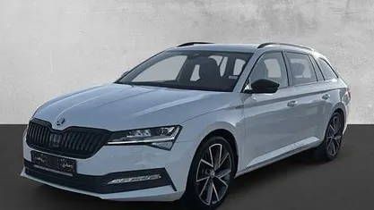 Moonweiß perleffekt Gebraucht 2022 Skoda Superb SportLine Kombi | 25.490 € (Fairer Preis)