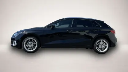 Gebraucht Audi A3 Advanced 150 PS (110 kW) 2024 Schwarz Limousine