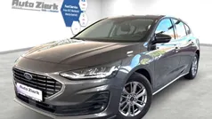 Metallic) (grau Gebraucht 2023 Ford Focus Style Limousine | 19.490 € (Superpreis)