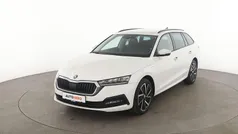 Weiß Gebraucht 2023 Skoda Octavia Clever Kombi | 27.050 € (Fairer Preis)