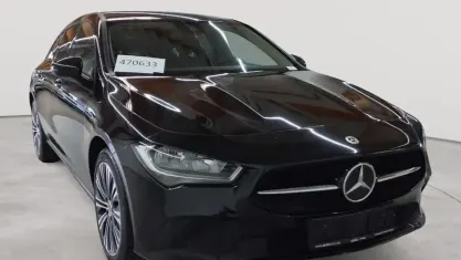 Gebraucht Mercedes CLA250e Shooting Brake Progressive 224 PS (164 kW) 2022 Schwarz Kombi