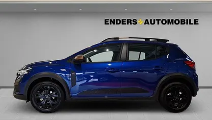 Blau Gebraucht 2024 Dacia Sandero Expression Kleinwagen | 18.480 € (Fairer Preis)