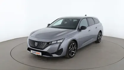 Gebraucht Peugeot 308 Allure 131 PS (96 kW) 2025 Grau Kombi