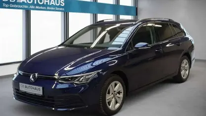 Usado VW Golf VIII Life 116 HP (85 kW) 2024 Carrinha