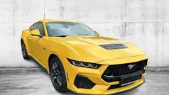 Gelb Neu 2025 Ford Mustang GT Fastback Coupé | 57.900 € (Fairer Preis)