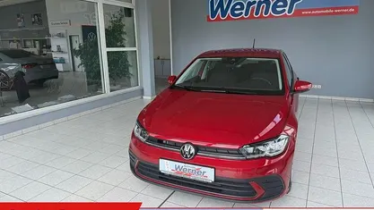 Second-hand VW Polo Life 95 CP (69 kW) 2025 Roșu Hatchback