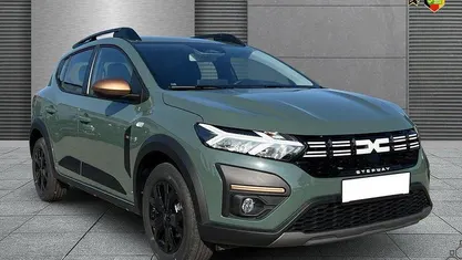 Grau Gebraucht 2025 Dacia Sandero Extreme SUV | 17.790 € (Guter Preis)