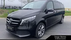 Gebraucht 2023 Mercedes V300 Avantgarde Van / Kleinbus | 57.850 € (Guter Preis)
