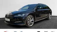 Gebraucht 2023 Skoda Superb SportLine Kombi | 41.990 € (Superpreis)