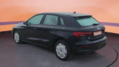 Gebraucht Audi A3 Sport 110 PS (80 kW) 2022 Schwarz Limousine