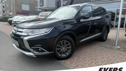 Gebraucht Mitsubishi Outlander Edition 150 PS (110 kW) 2017 Schwarz SUV