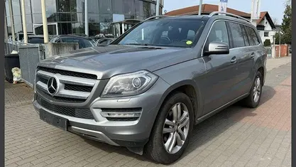 Gebraucht Mercedes GL350 258 PS (189 kW) 2015 Silber (palladiumsilber) SUV