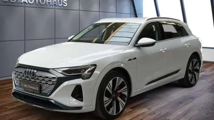Gebraucht Audi Q8 e-tron Advanced 300 kW (408 PS) 2024 Weiß SUV