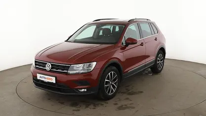 Gebraucht VW Tiguan Comfortline 116 PS (85 kW) 2018 Rot SUV