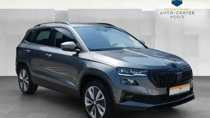 Gebraucht Skoda Karoq Style 150 PS (110 kW) 2023 Grau SUV