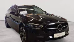 Obsidianschwarz metallic Gebraucht 2022 Mercedes C220 Avantgarde Kombi | 31.990 € (Fairer Preis)