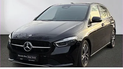 Gebraucht Mercedes B180 Advanced 136 PS (100 kW) 2025 Schwarz Van / Kleinbus