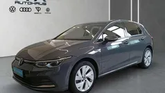 Grau Gebraucht 2022 VW Golf VIII Style Limousine | 19.649 € (Superpreis)