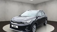 Auroraschwarz met. Gebraucht 2024 Kia Stonic Vision SUV | 18.980 € (Fairer Preis)