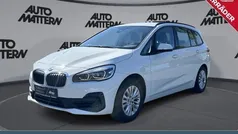 Weiß Gebraucht 2020 BMW 218 Gran Tourer Sport Line Van / Kleinbus | 17.990 € (Superpreis)