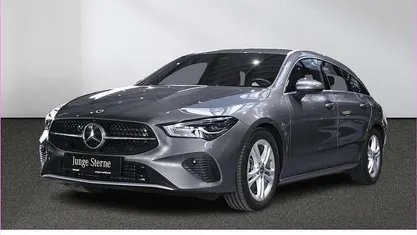 Gebraucht Mercedes CLA180 Shooting Brake 136 PS (100 kW) 2024 Lack mountaingrau Kombi