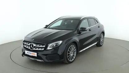 Gebraucht Mercedes GLA250 AMG line 211 PS (155 kW) 2018 Schwarz SUV