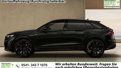 Mythosschwarz metallic Neu 2025 Audi Q8 S-Line SUV | 88.791 € (Superpreis)