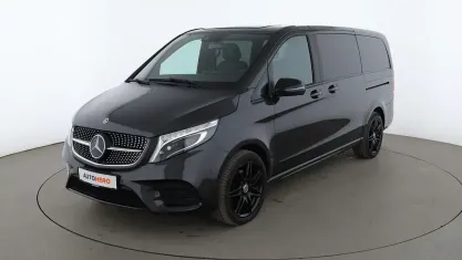 Gebraucht Mercedes V300 Avantgarde Edition 237 PS (174 kW) 2022 Grau Van / Kleinbus