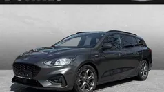 Grau Gebraucht 2021 Ford Focus ST-Line Kombi | 17.995 € (Guter Preis)