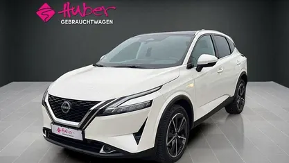 Gebraucht Nissan Qashqai Tekna 158 PS (116 kW) 2024 Brilliant white (m) (metallic) SUV