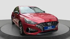 Rot Gebraucht 2021 Hyundai i30 Edition 30 Limousine | 15.200 € (Guter Preis)
