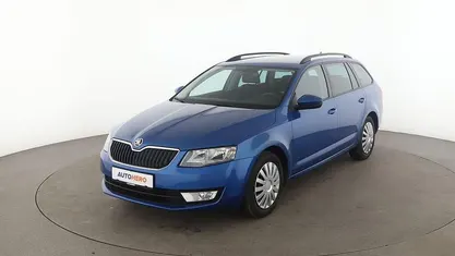 Blau Gebraucht 2017 Skoda Octavia Ambition Kombi | 14.800 € (Fairer Preis)