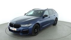 Blau Gebraucht 2021 BMW 520 M Sport Kombi | 28.760 € (Guter Preis)
