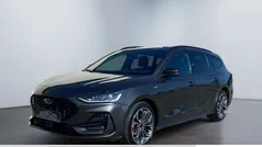 Magnetic grau Gebraucht 2022 Ford Focus ST-Line Kombi | 20.100 € (Guter Preis)