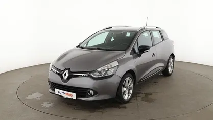 Grau Gebraucht 2016 Renault Clio GrandTour LIMITED Kombi | 8.820 € (Fairer Preis)