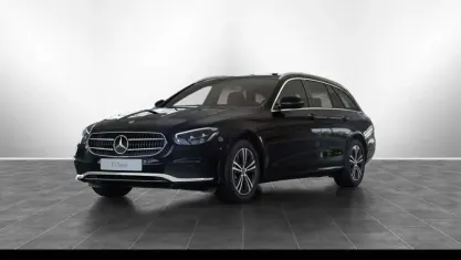 Gebraucht Mercedes E220 Avantgarde 200 PS (147 kW) 2023 Unilack schwarz uni Kombi