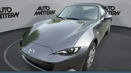 Neu Mazda MX5 Exclusive 97 PS (71 kW) 2026 Grau Cabrio