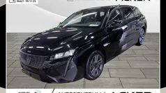 Lackierung schwarz perla nera/ Gebraucht 2024 Peugeot 308 Allure Kombi | 19.780 € (Superpreis)
