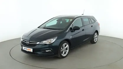 Gebraucht Opel Astra Dynamic 2018 Grün Kombi