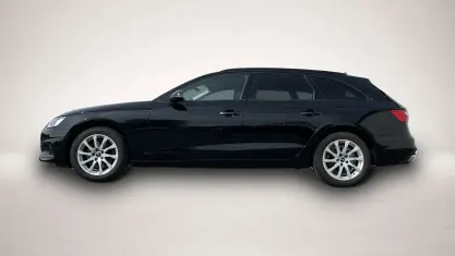 Gebraucht Audi A4 150 PS (110 kW) 2022 Schwarz Kombi