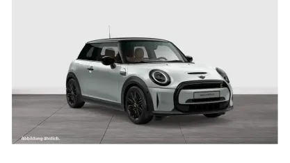 Gebraucht Mini Cooper SE 135 kW (184 PS) 2022 Weiß Kleinwagen