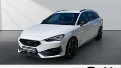 Weiss Gebraucht 2024 Cupra Leon VZ Kombi | 34.990 € (Guter Preis)