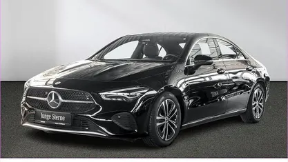 Gebraucht Mercedes CLA200 163 PS (119 kW) 2025 Unilack nachtschwarz Coupé