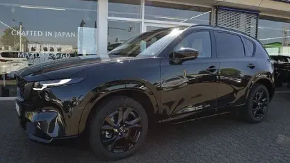 Neu Mazda CX-5 141 PS (103 kW) 2026 Schwarz SUV